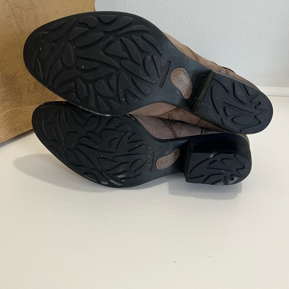 Born: Tall Leather Riding Boots - Picture 5 of 8